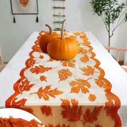 Nappe en feuille d'érable en dentelle, chemin de table doré pour dîners d'automne, décoration de fête au restaurant, décor de Thanksgiving et de noël pour la maison 231026