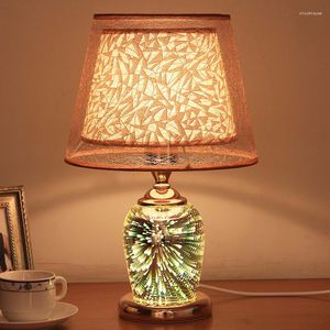 Tafellampen 2023 3D Vuurwerk Glazen steen voor slaapkamer LED -bureaulamp gouden en zilveren woningdecoratie omhoog verlichting