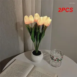 Lampes de table 2pcs tulip lampe à lampe portable de nuit portable simulation de fleur de fleur Cadeau de coucher pour la chambre à coucher