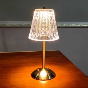 Tafellampen 3 kleuren LED TAK LAMPEN DIMABLE KRISTAL TAK LAMP Oplaadbare romantische draadloze creatieve acryl voor slaapkamer woonkamer