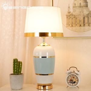 Tafellampen 30x61cm Eenvoudige moderne keramische lamp voor woonkamer Luxe Amerikaanse gezellige en romantische Chinese slaapkamer nachtkastje