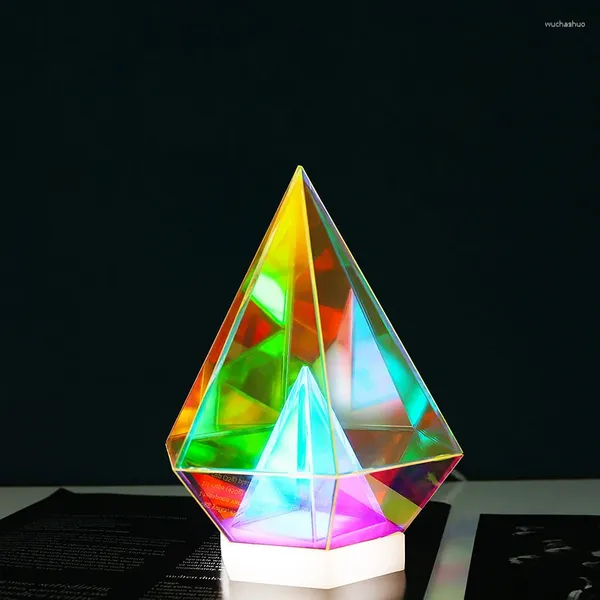Lampes de table Acrylique Magic Cube 3D Pyramide Diamant Lampe de bureau Chevet Veilleuse Bureau Chambre Salon Lumières d'ambiance