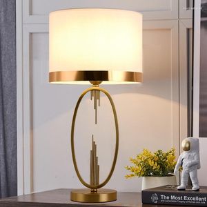 Tafellampen American Lamp Modern Simple Study Creative Desk European Living Room Slaapkamer Bedkamer Decoratief