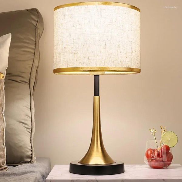 Lampes de table américaines. Lampe trompette de chevet en lin, éclairage d'intérieur rétro Vintage pour chambre à coucher