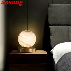 Lampes de table Aosong Nordic Lampe Creative Creative Vintage Brass Desk Light LED Glass Ball Decor For Home Living Room Bedroom Bedside