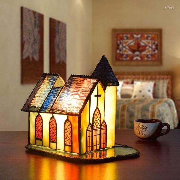 Lampes de table Art Restauration des manières antiques Petite lampe de nuit de la chambre à coucher La tête d'un lit d'allaitement Barre lumineuse en verre Église