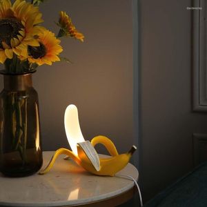 Tafellampen Bananenlamp LED Nachtlichten voor slaapkamer Bedside Woonkamer Glas Moderne Home Decor Bureau Verlichtingsarmaturen