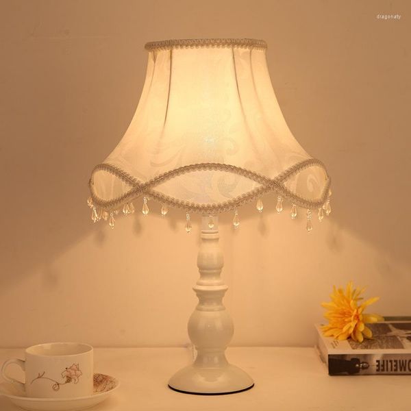 Lampes de table chambre lampe de chevet européenne princesse dentelle moderne minimaliste nordique filles ménage