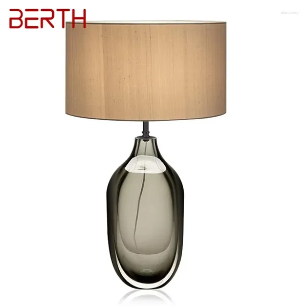 Lámparas de mesa Berth nórdica Lámpara creativa Contemporánea LED Decorative Desk Light for Home Bedside Dormitorio