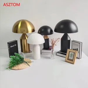Lampes de table Black Blanc Gold Lamp Champignon créatif pour la chambre à coucher Bureau de décoration de salon