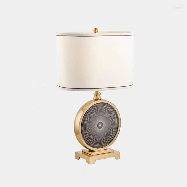 Lampes de table Claassic Oriental Design Dimmable LED Lampe de Bureau Marbre Tissu Texture Lumière De Luxe Décor À La Maison Appareil Rond