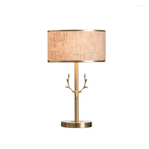 Lampes de table Copper American Amaring Straight Pole lampe chambre à coucher Light Nordic Luxury Study Mariage Salle Cadeau de bureau