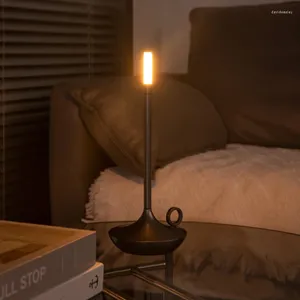 Tafellampen creatieve kaarslamp slaapkamer lichten USB oplaadbare draadloze aanraking metalen staaf camping met basis nachtlicht