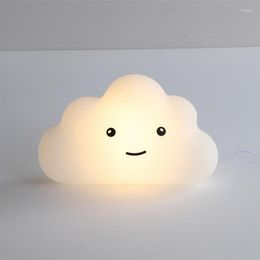 Lampes de table Creative Cloud Heart Star Enfants Lampe LED Chambre Chevet Salon Bureau Design Moderne Luminaires Décoratifs