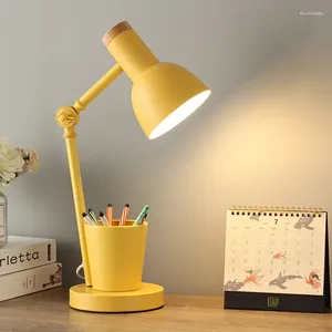 Tafellampen Creatieve Nordic Art Iron Vouwen Led Bureaulamp Oogbescherming Penhouder Leeslamp Studie Slaapkamer Nachtkastje Home Decor