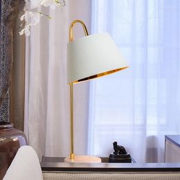 Lampes de table créative lampe romantique moderne tissu abat-jour bureau pour chambre salon étude décor à la maison luminaires