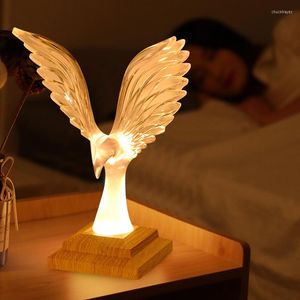 Tafellampen Crystal Eagle Lamp LED Creatieve Acryl Bird Geur Wireless Laying Slaapkamer Bedkide Touch Sfeer Desk
