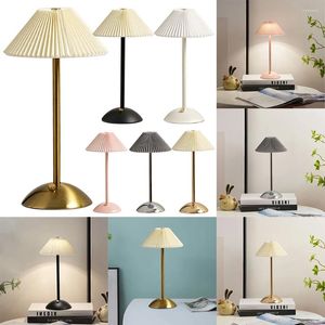 Lampes de table Lampe décorative avec abat-jour parapluie plissé Style nordique Lampe de chevet USB Charge 3 couleurs pour chambre à coucher