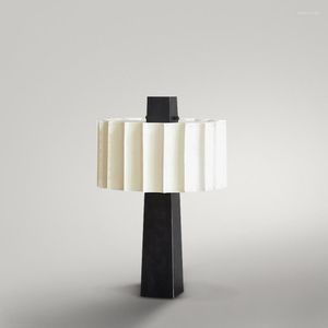 Lampes de table design minimaliste créatif salon lampe à LED modèle chambre étude bureau décoratif éclairage à la maison