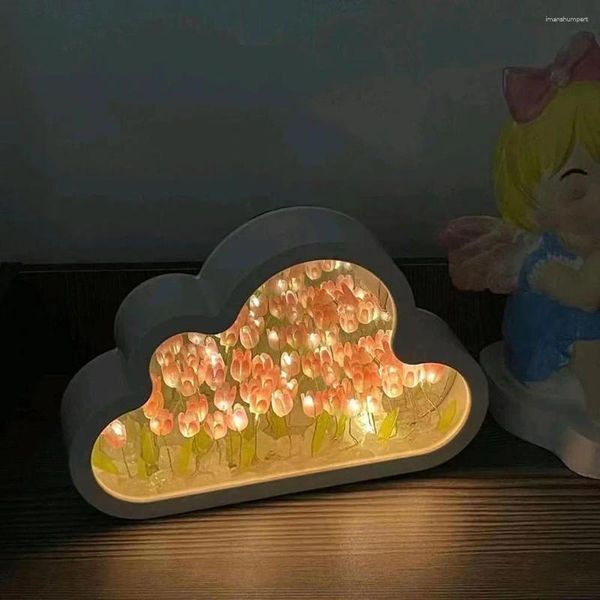 Lampes de table DIY Cloud Tulip LED Creative Mirror Bedroom Ornements Décoration pour le salon