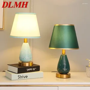 Lampes de table dlmh des lumières de céramique moderne LED créatif lampe de bureau de chevet de mode simple pour la maison décor de chambre à coucher de salon