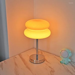 Tafellampen ei taart glazen lamp met led tricolored bol ornament licht voor slaapkamer woonkamer el studie decoratieve nacht