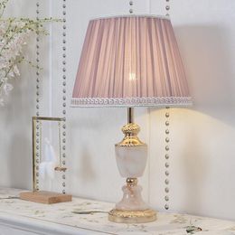 Lampes de table entrée européenne luxe romantique confortable lampe en marbre pour chambre salon bureau d'étude de chevet 220v