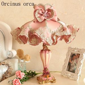 Tafellampen Europees Tuinstoffen Lant Lamp Princess Room Girls Slaapkamer Bedide Koreaans Roze Caned Resin Decoratief