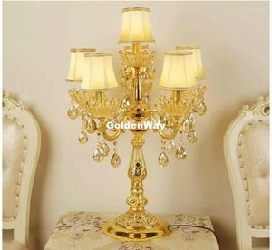 Tafellampen Europese moderne D47cm H75cm 6 -lichts gouden luxe LED kristallen lampstijl Slaapkamer Bed verlichting Ac