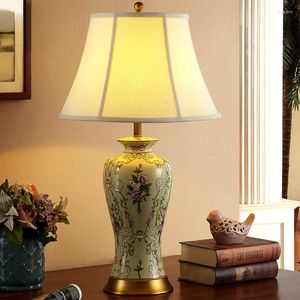 Tafellampen Europees moderne eenvoudige keramische lamp voor slaapkamer woonkamer bedstudie bureau led nacht thuis decor luxe