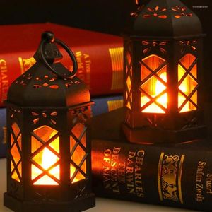 Tafellampen Europese stijl LED Retro verlichte zeshoekige windlamp Elektronische kaarsen Kerstmis Halloween Kleine paardenlantaarn