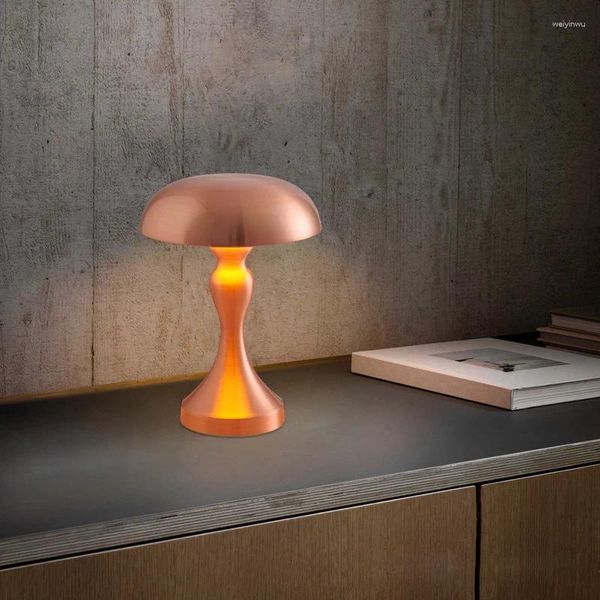 Lampes de table exclusives pour lampe en métal transfrontalière tactile salon créatif champignon USB charge atmosphère chambre barre La