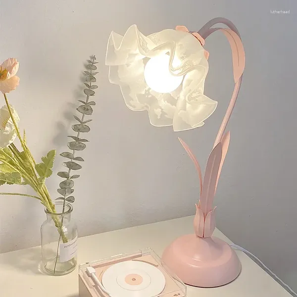 Lampes de table française Français confortable et romantique lampe de chevet rétro Americanpastoral chambre ambiance Lightinternet Celebrity Linglan Flower