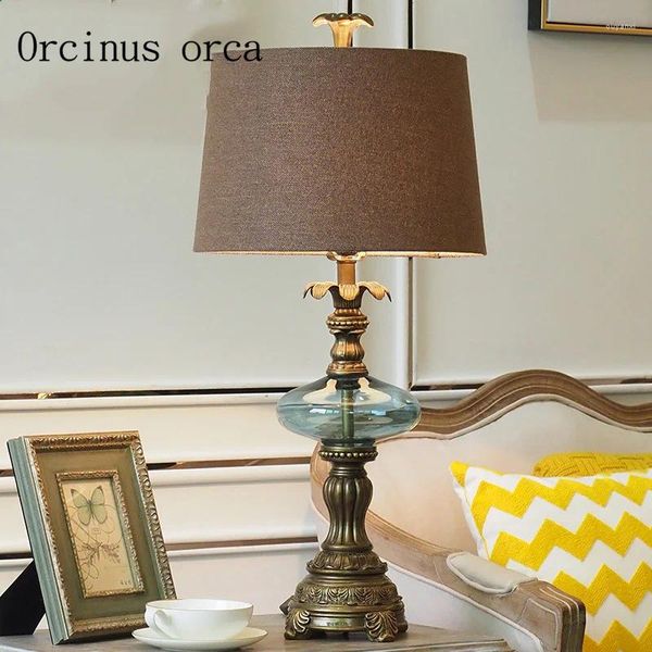 Lámparas de mesa franceses retro clásico lámpara de resina LED sala de estar de cama de vidrio de lujo europeo decorativo