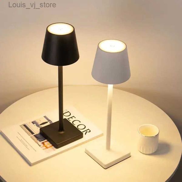 Lampes de table IRALAN lampe de Table tactile pour chambre lampe tactile sans fil Rechargeable bougie de Camping lampe créative rechargeable USB-C lampe de bureau YQ240316