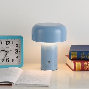 Lampes de table corps en fer LED tactile étude de chevet bureau de camping rechargeable