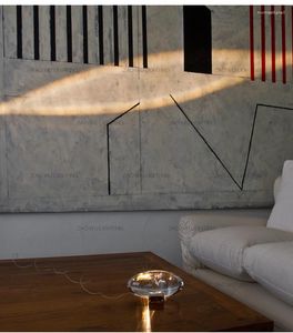Lampes de table italien Atman Designer nordique personnalité créative salon livre chevet cristal Projection lampe de bureau décorative