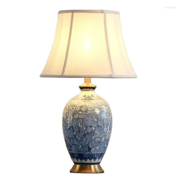 Lampes de table Jingdezhen lampe en céramique bleu et blanc prunes porcelaine tissu bureau lumière foyer chevet décor à la maison 67 cm D74