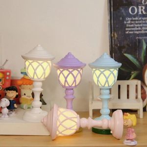 Lampes de table Kawaii Mini LED NIGHT LIGHT LIGHTHOUSE SHAPE LAMPE MIGNE STREET LIVRE LECTURE CHAMBRE DE LA SALLE DÉCORATION DE CHAMBRE