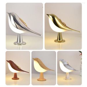 Lampes de table LED lampe à oiseaux LED lampe à la température de couleur réglable de couleur Light de nuit sans scintillement pour la forme de décoration de la chambre