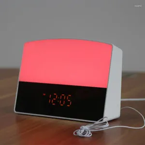 Tabeltafellampen LED Display Clock Multifunctionele kleurrijke radio-up gesimuleerde zonsopgang met USB-interface Decoratief lamp Alarm 3W Wit