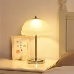 Lámparas de mesa LED Lámpara de vidrio de pétalo esmerilado Moderno Minimalista Minimalista Descripción de la protección de los ojos Estudio cálido y ligero
