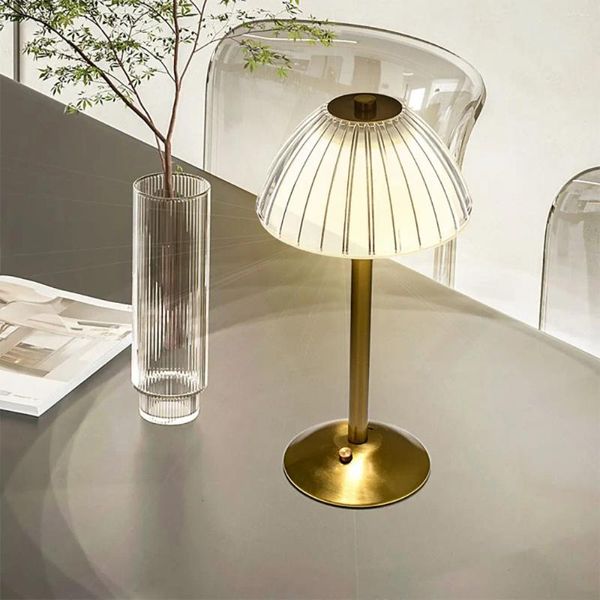 Lampes de table légères luxury gol cristal diamant chargeding group dedage bedhead atmosphere touch night