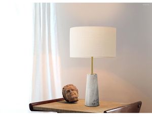 Fabrikant van tafellampen verkoopt direct Scandinavische stijl echte marmeren postmoderne eenvoudige Europese creatieve bedlamp