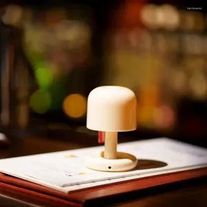 Tafellampen Mini Desktop Nachtlampje Creatieve USB Oplaadbare Paddestoelstijl Led-licht voor Koffiebar Home Decor Slaapkamer