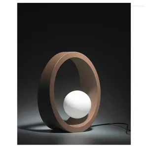 Lampes de table minimale lampe de luxe légère de conception brun-brun LED des appareils de décoration de maison LED de décoration intérieure
