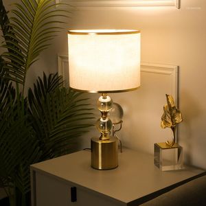 Tafellampen moderne goud kristallen lamp stoffen lampenkap metalen bureau voor slaapkamer lichte woonkamer binnen verlichtingsarmaturen