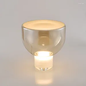 Tafellampen moderne lamp Amber Glass Desk Licht eenvoudig creatief ontwerp van halfronde lampenkappen voor slaapkamerbed