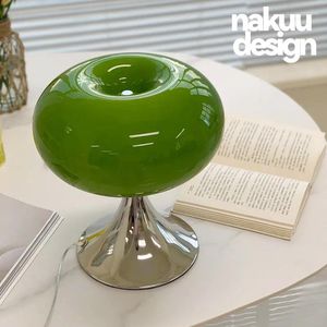 Lampes de table LED moderne Green Apple Lampe Home Decoration Study Creative Bedroom Lighting Dining Dining atmosphère Light