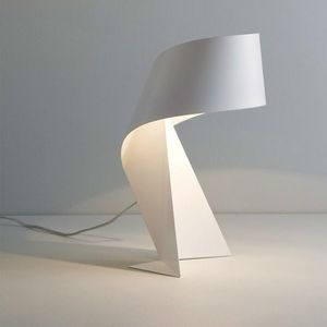 Tafellampen modern minimalistisch ijzer zwart wit origami bed bureaulamp e27 led decoratieve nachtlicht woonkamer slaapkamertable